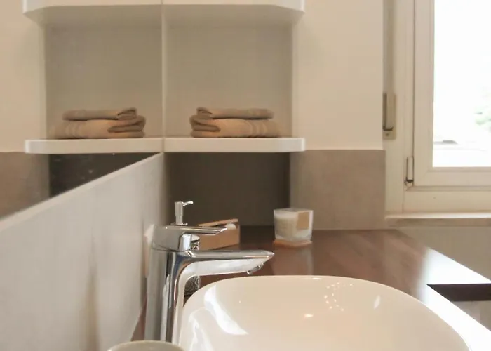 Theatre Attico Teatro Daire *