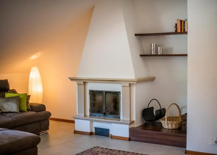 Theatre Attico Teatro Daire Merano